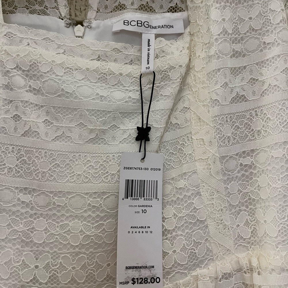 BCBGeneration Lace Stripe Peekaboo Dress Gardenia Size 10 NWT - Picture 6 of 16